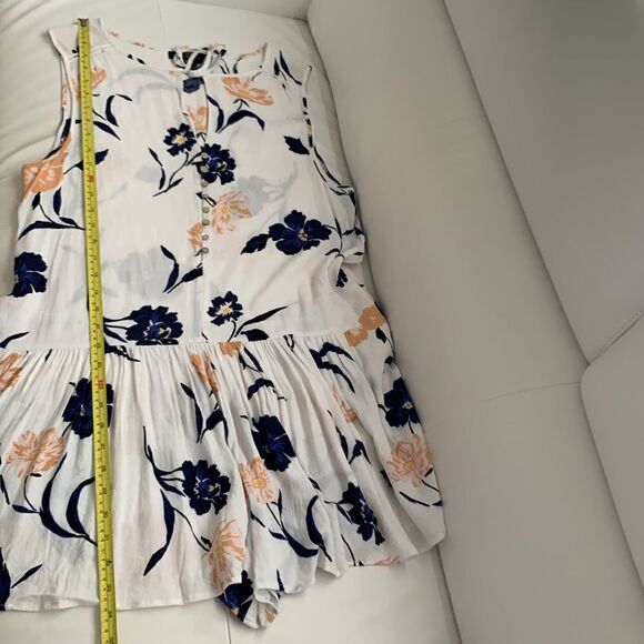 Forever21 V-Neck Pockets Pleated Floral Sleeveless Romper Size XL - Picture 7 of 10